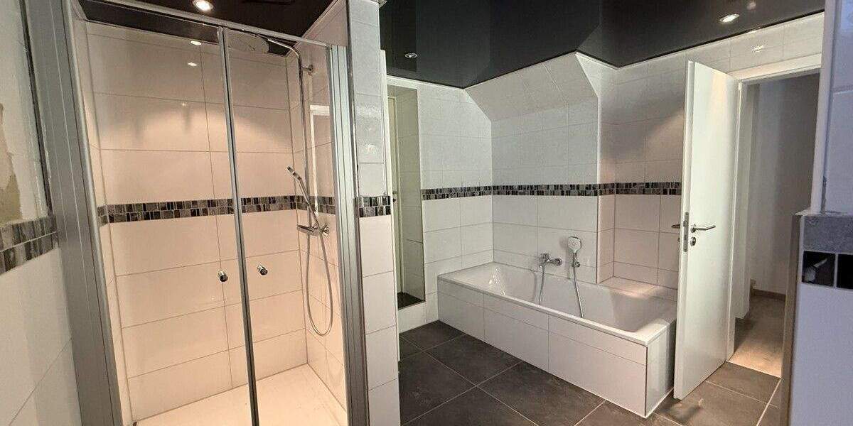 Mehrfamilienhaus, Wohnhaus Graben-Neudorf Neudorf - 7 Zimmer, 224 m&sup2;, 490.000&euro; | Angebot:24789241