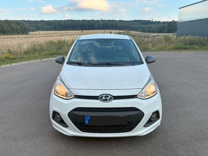 i10