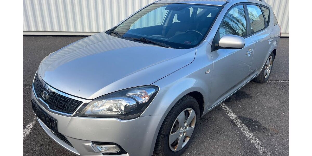 Kia ceed Sportswagon 205.000 km 2.200 &euro; Berlin 12057