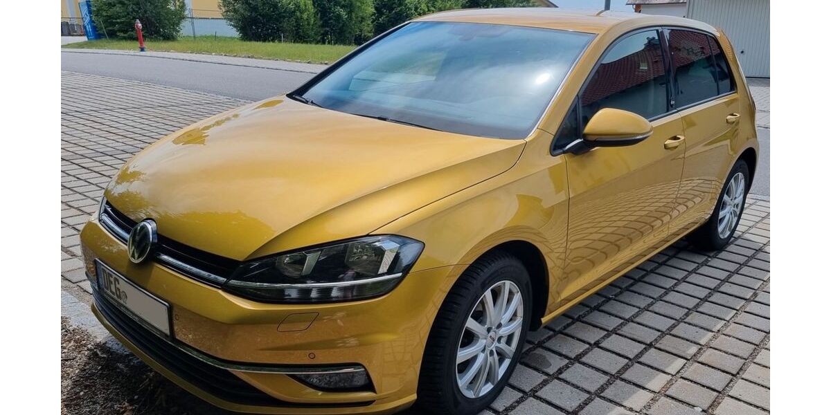 VW Golf 121.935 km 10.900 &euro; Lalling 94551