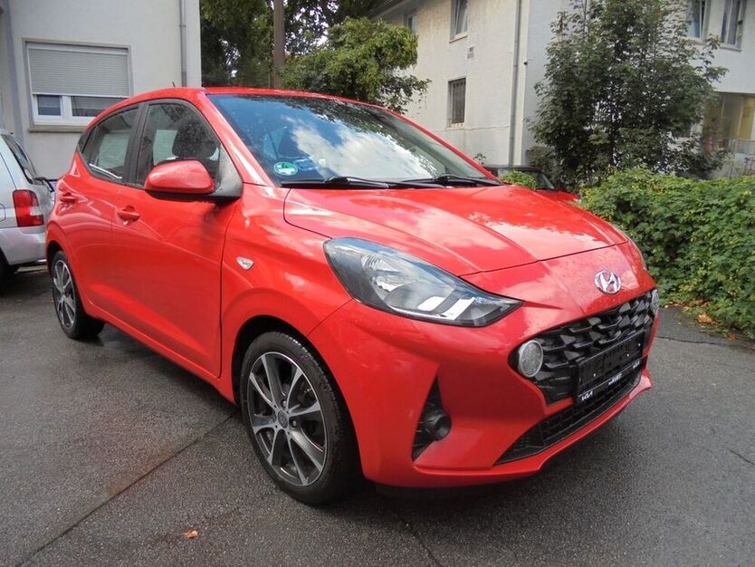 i10