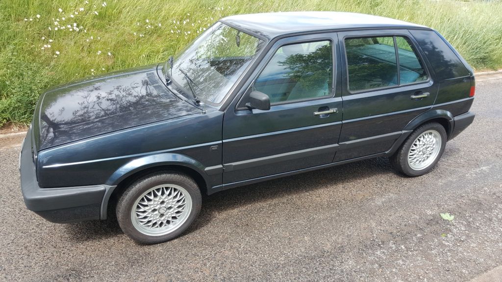 VW Golf 201.400 km 2.900 &euro; GOLLHOFEN 97258