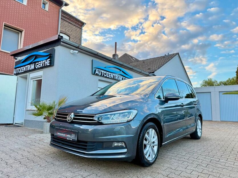 VW Touran 104.000 km 18.990 € Bochum 44805