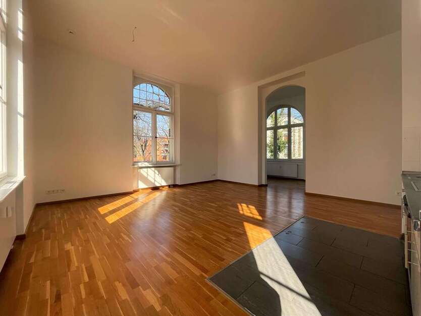 Wohnung zum Mieten in Berlin 1.156,82 € 82.63 m²