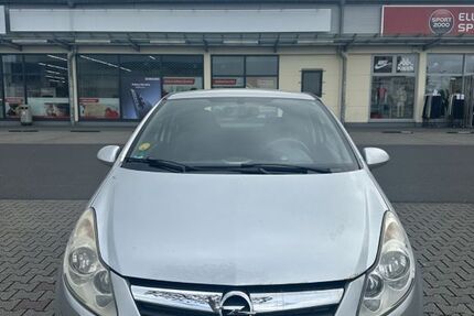 Opel Corsa 146.000 km 2.500 &euro; Emden 26721