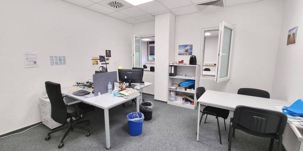 Gewerbeobjekt Bremerhaven Geestemünde - 8 Zimmer, 310 m&sup2;, 2.500&euro; | Angebot:26731166