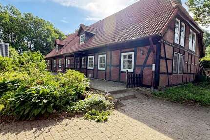 Haus Hanstedt I - 6 Zimmer, 267 m&sup2;, 274.000&euro; | Angebot:27015954