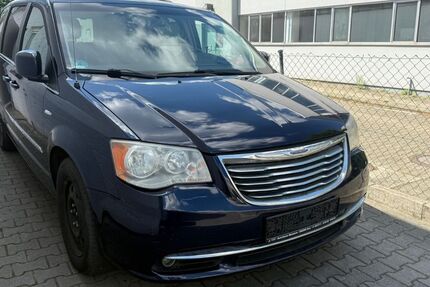Chrysler Grand Voyager 260.100 km 7.999 &euro; Berlin 12277