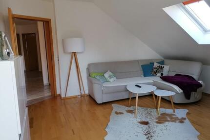 Schöne Dachgeschoßwohnung in Wartenberg