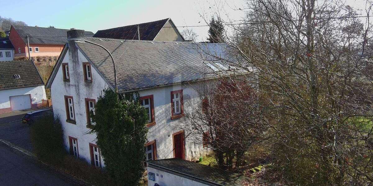 Einfamilienhaus Basberg - 7 Zimmer, 270 m&sup2;, 349.000&euro; | Angebot:26398268