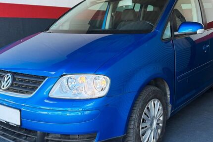 VW Touran 220.000 km 1.290 &euro; Heilbronn 74078