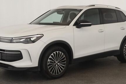 VW Tiguan 7.300 km 37.484 € Neuss 41464