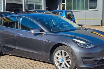 Tesla Model 3 165.500 km 16.870 &euro; Wettringen 48493