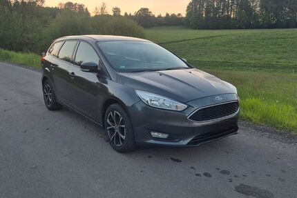 Ford Focus 141.000 km 6.900 &euro; Marienheide 51709