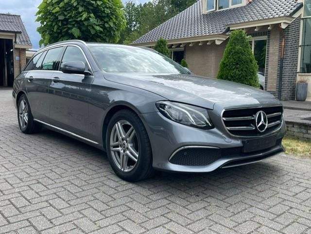 E 200