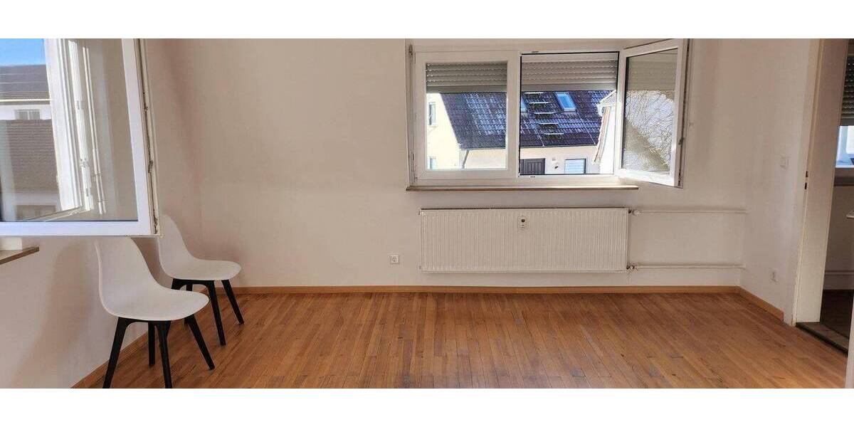 Etagenwohnung Erlangen Tennenlohe - 6 Zimmer, 125 m&sup2;, 1.250&euro; | Angebot:26871424