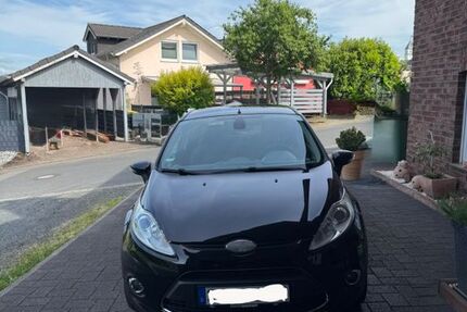 Ford Fiesta 307.860 km 1.800 &euro; Königswinter 53639