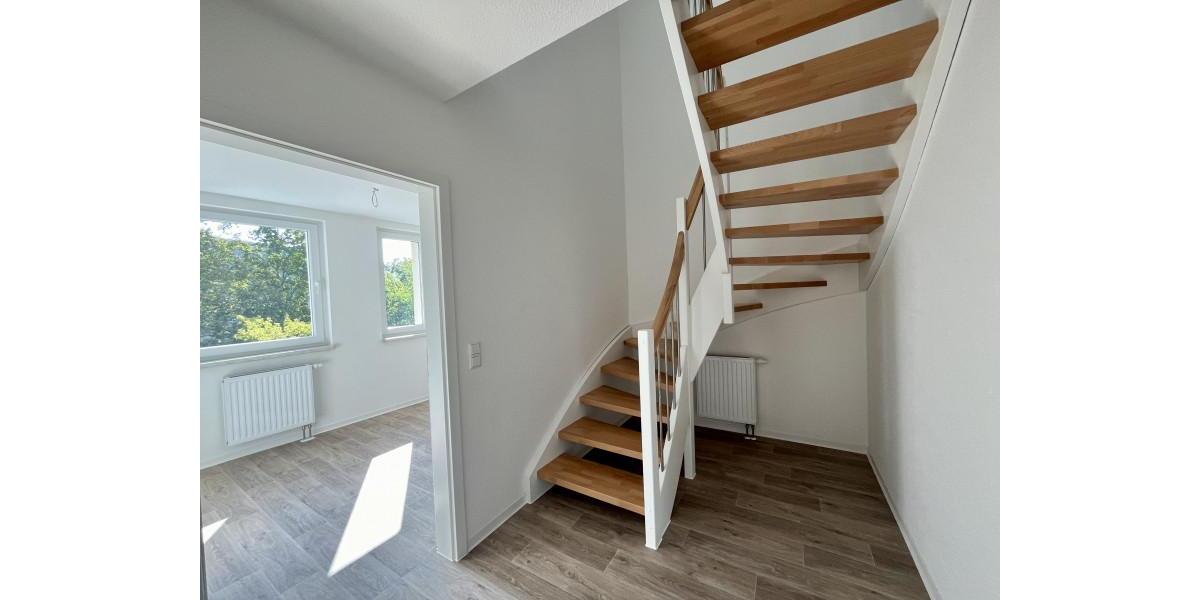 Etagenwohnung Staßfurt - 3 Zimmer, 91 m&sup2;, 680&euro; | Angebot:26645800