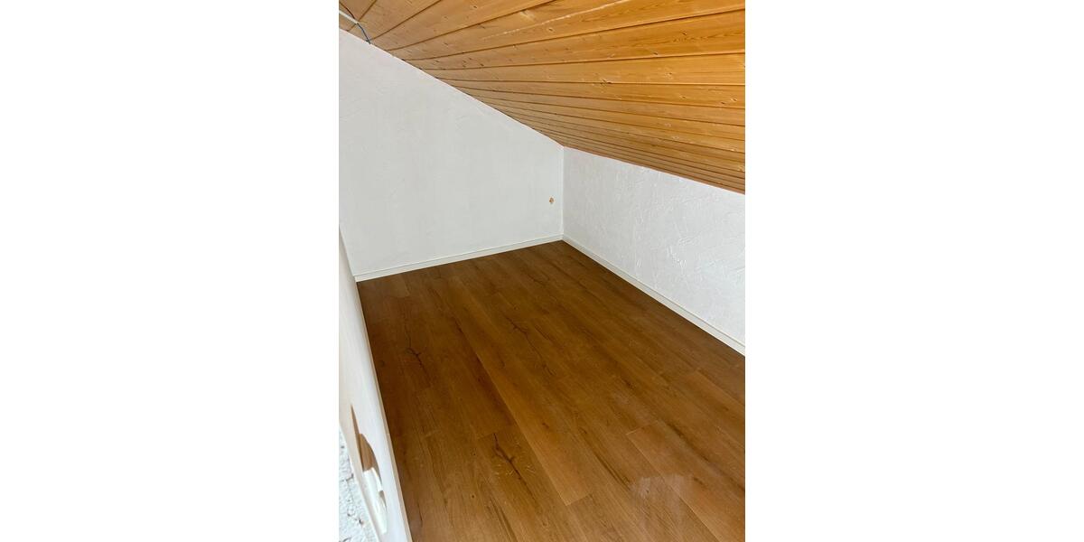 Maisonettenwohnung Weidenberg - 3 Zimmer, 120 m&sup2;, 1.200&euro; | Angebot:26403631