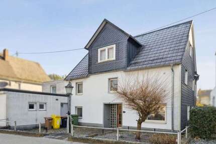 Haus zum Kaufen in Netphen 189.000 € 180 m² 6 zimmer