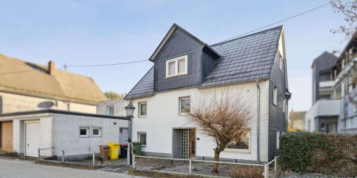 Haus zum Kaufen in Netphen 189.000 € 180 m² 6 zimmer