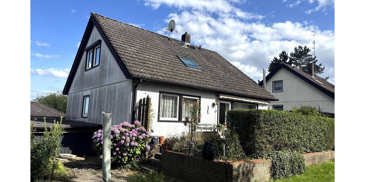 Einfamilienhaus Bergen - 5 Zimmer, 150 m&sup2;, 175.000&euro; | Angebot:25674280
