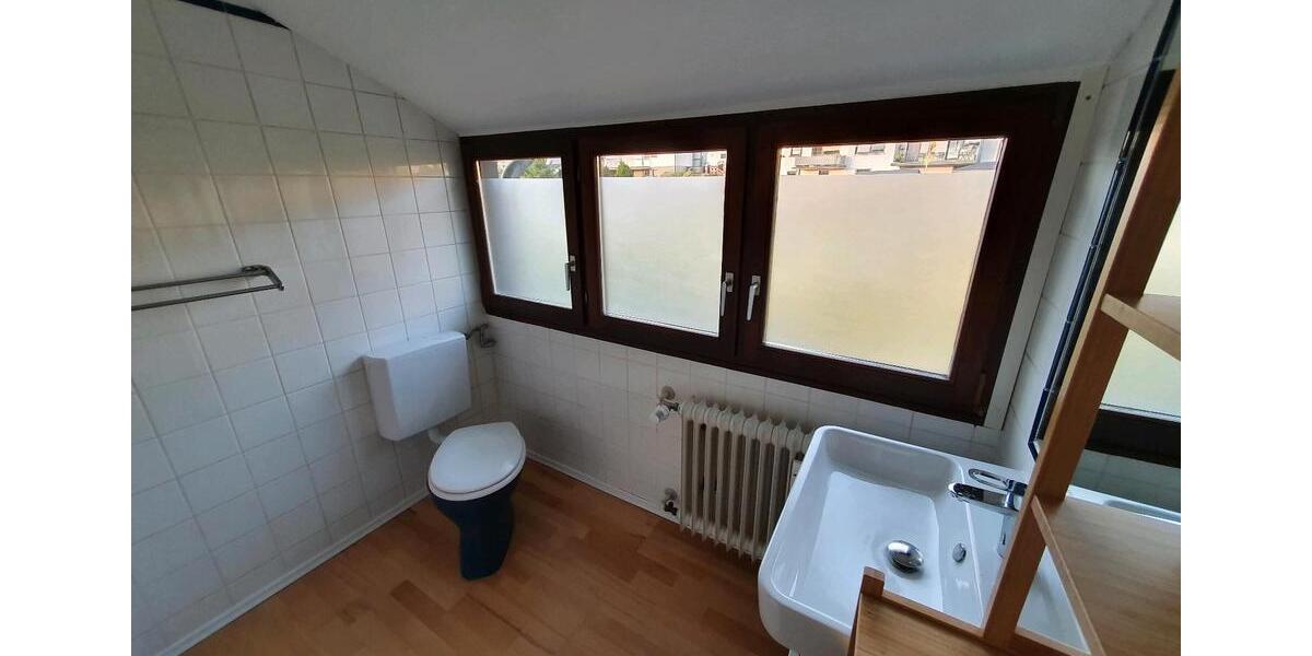 Dachgeschoßwohnung Sankt Ingbert - 2 Zimmer, 48 m&sup2;, 650&euro; | Angebot:26677035