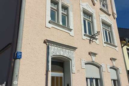 Haus zum Kaufen in Bonn- Pützchen, Beuel, Holzlar, Niederholtorf 555.000 € 200 m²
