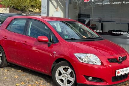 Toyota Auris 96.000 km 5.890 &euro; Neuss 41462