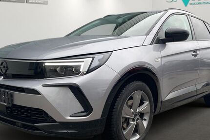 Opel Grandland (X) 24.126 km 21.588 &euro; Rheinbach 53359