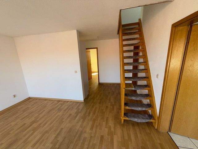 Etagenwohnung Gerstungen - 4 Zimmer, 97 m&sup2;, 645&euro; | Angebot:25664054