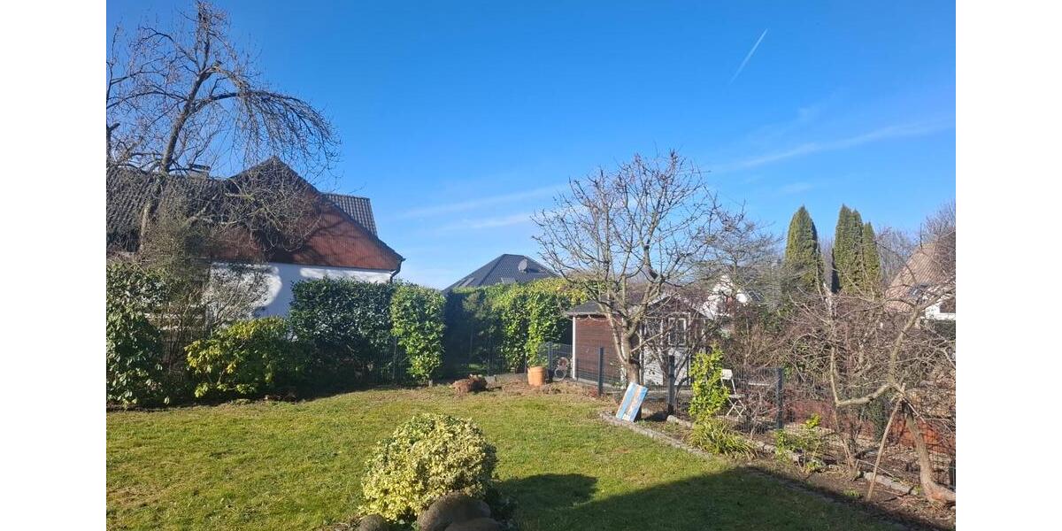 Doppelhaushälfte Duisburg Huckingen - 6 Zimmer, 170 m&sup2;, 2.400&euro; | Angebot:24851134