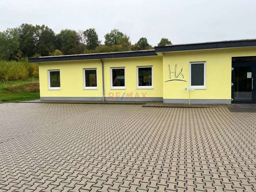 Büro in Waldsolms Brandoberndorf 999.000 € 370 m² zimmer