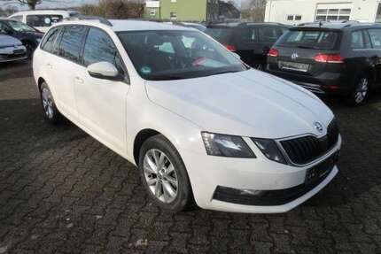 Skoda Octavia Tour 2.0 TDI NAVI AHK ALU APS SITZHZG