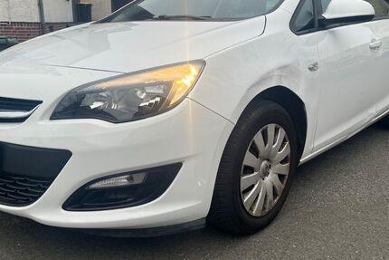 Opel Astra 83.450 km 4.600 &euro; Gütersloh 33334