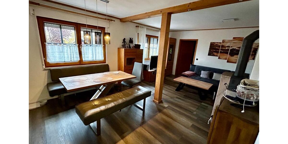 Einfamilienhaus Hauzenberg - 7 Zimmer, 240 m&sup2;, 565.000&euro; | Angebot:26044925