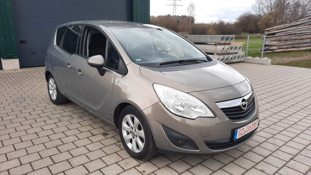 Opel Meriva 138.000 km 3.690 &euro; Kötz 89359