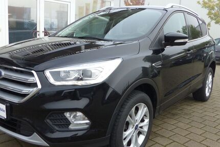 Ford Kuga 154.253 km 13.500 € Burgau 89331