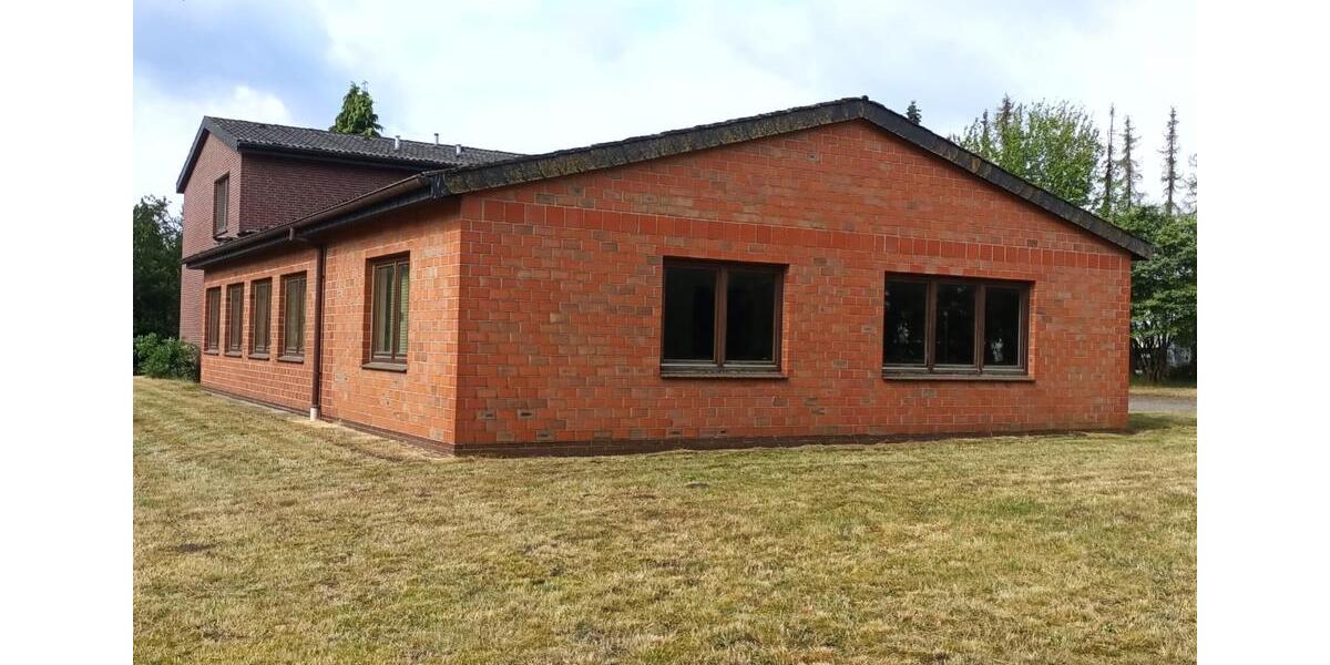 Gewerbeobjekt Hude (Oldenburg) - 2.570&euro; | Angebot:24973760