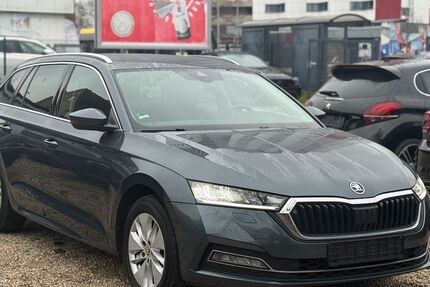 Skoda Octavia 152.000 km 14.900 &euro; Berlin 12353