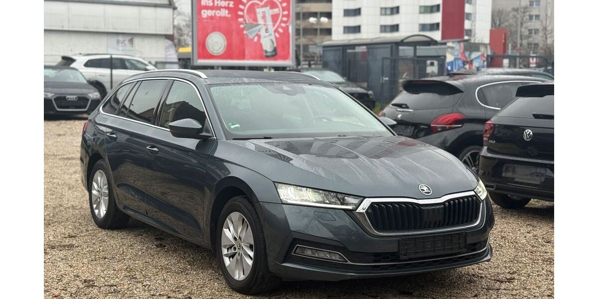 Skoda Octavia 152.000 km 14.900 &euro; Berlin 12353