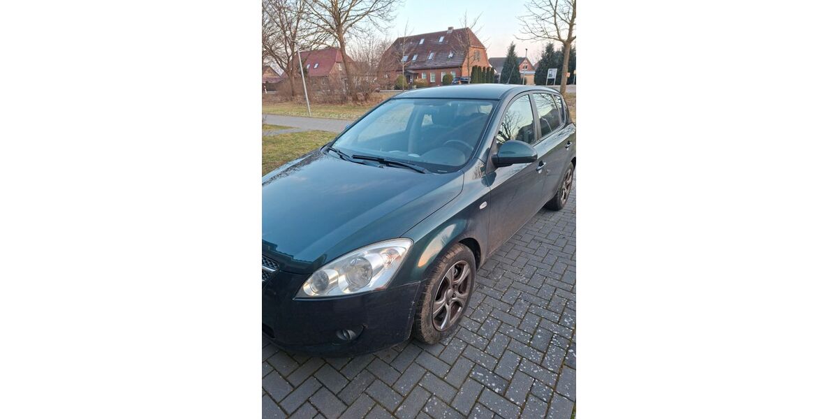 Kia ceed / Ceed 255.800 km 2.750 &euro; Hagenow 19230