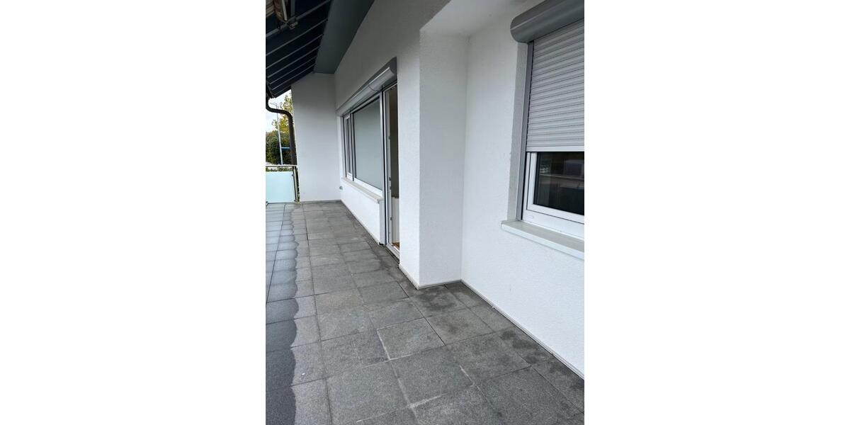 Hochparterre Mötzingen - 6 Zimmer, 146 m&sup2;, 1.790&euro; | Angebot:26431925