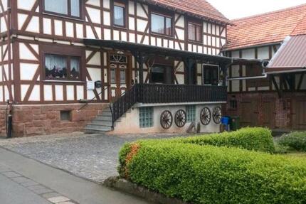 Haus Rauschenberg - 8 Zimmer, 274 m&sup2;, 235.000&euro; | Angebot:26517186