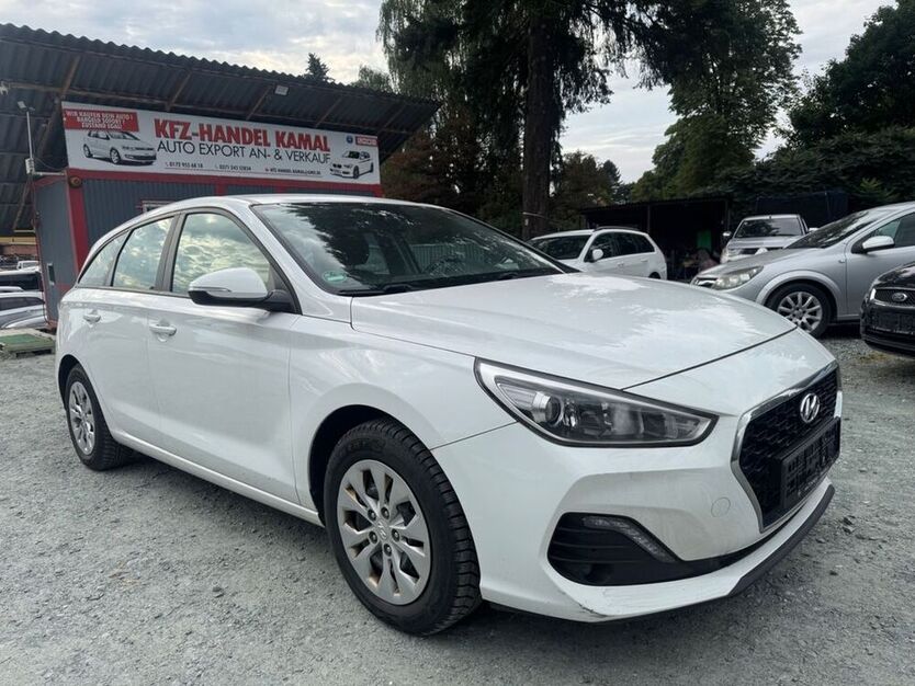 i30