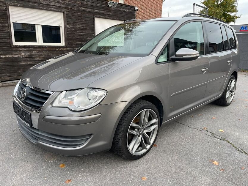 VW Touran 163.150 km 6.499 € Rheda-Wiedenbrück 33378