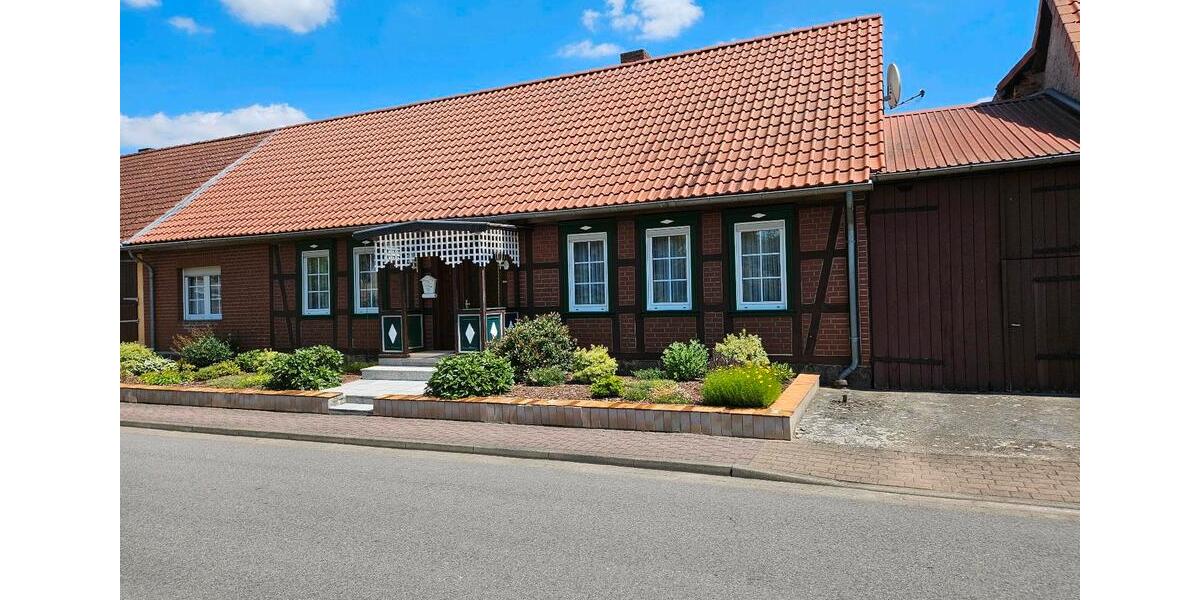 Einfamilienhaus Klötze - 5 Zimmer, 118 m&sup2;, 80.000&euro; | Angebot:26980877