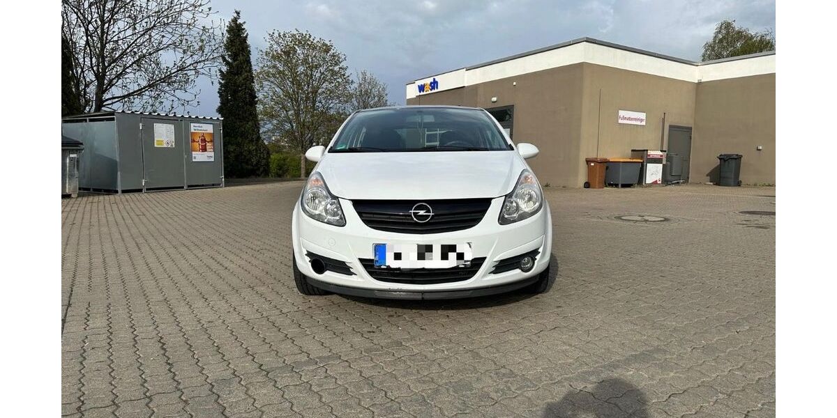 Opel Corsa 176.000 km 3.000 &euro; Erfurt 99097