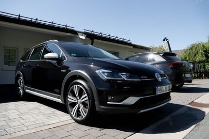 VW Golf 95.876 km 22.350 &euro; Winterberg 59955