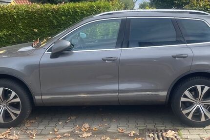 VW Touareg 190.000 km 16.400 € Threna 04683